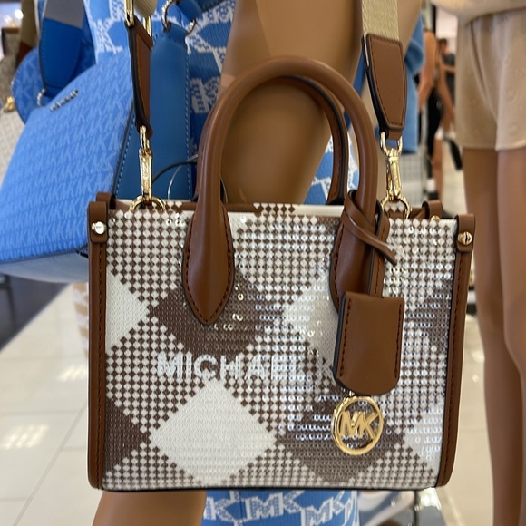 Michael Kors Mirella Extra-Small Logo Crossbody XBODY Shopper Bag
Luggage 
NWT - Picture 3 of 16